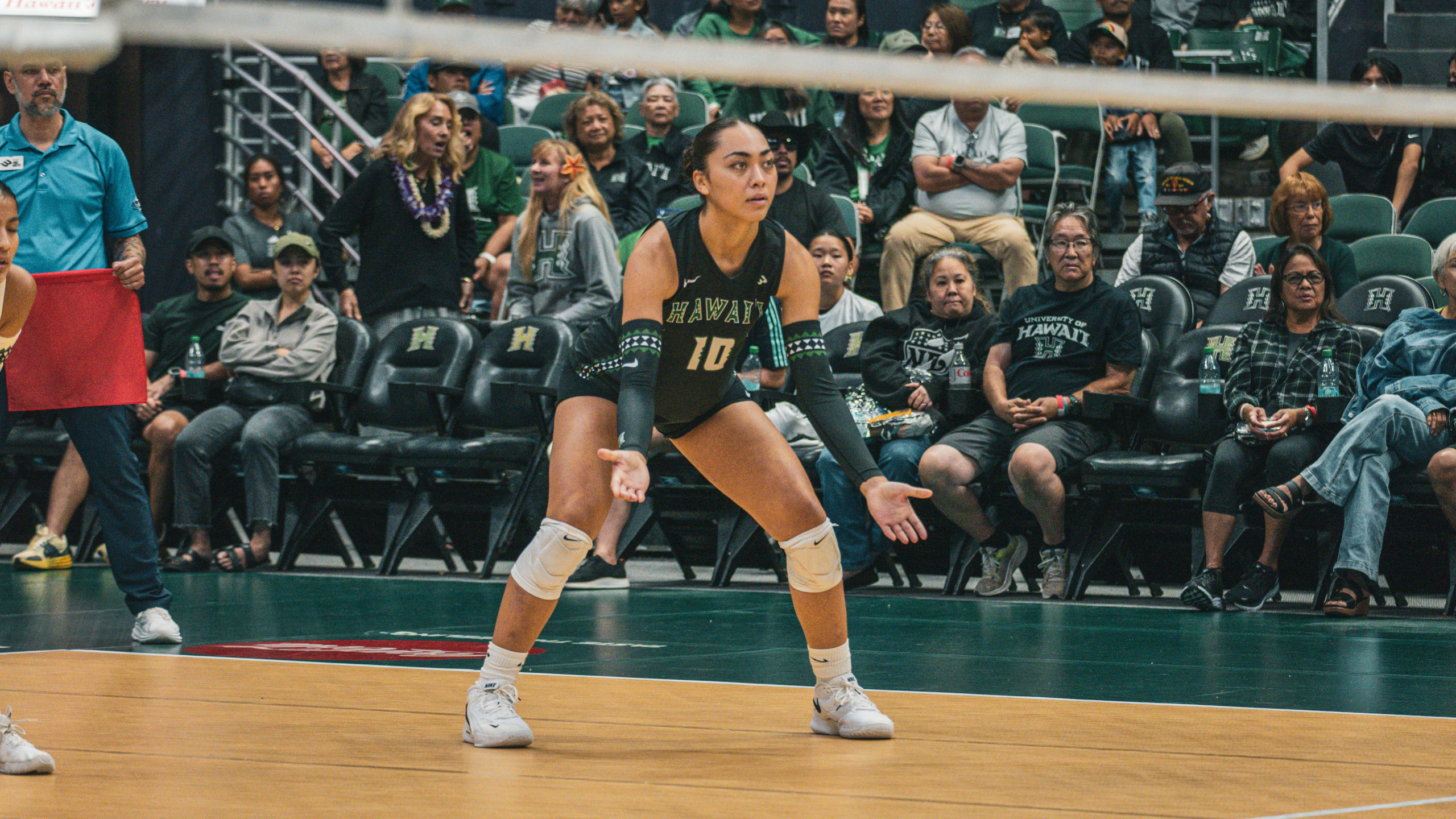 “Dig Deep”: Wahine Rally After Road Trip to Start Conference Push