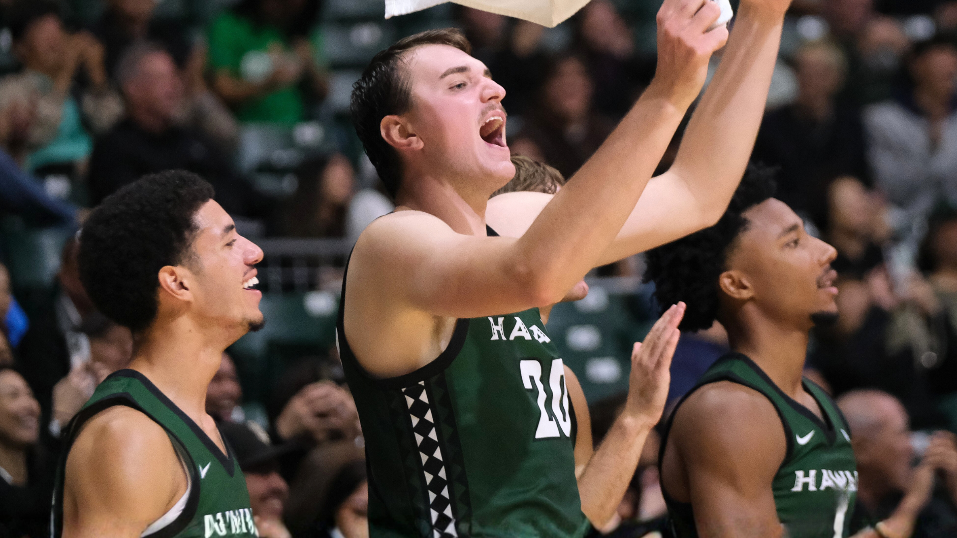 Warriors Hold Off Utah Tech to Claim Consecutive Rainbow Classic Titles