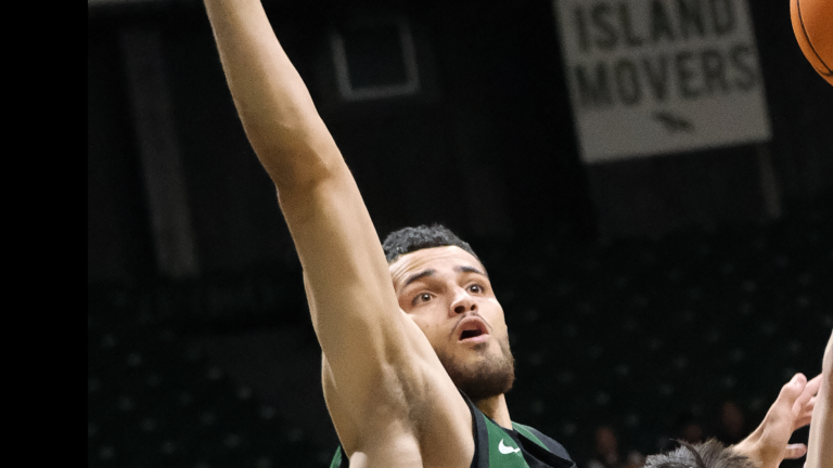 Toumi Seizes the Moment as Hawai‘i Edges UC Davis in Big West Opener