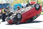 [VIDEO] Wreck involving overturned vehicle closes Westbound lanes on Shorter Avenue