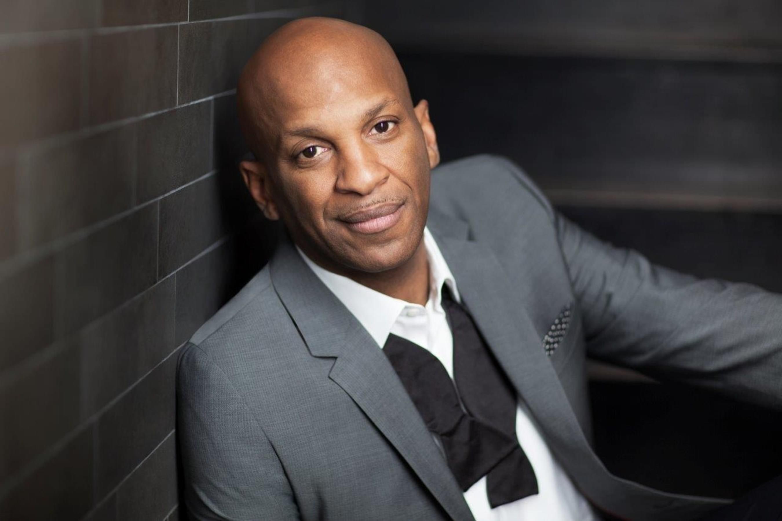 Donnie McClurkin Show