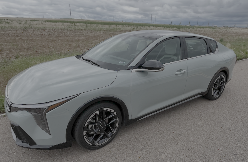 Review: 2025 Kia K4 GT-Line