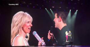 Debbie Gibson & Joey McIntyre add energy and nostalgia to Vegas!