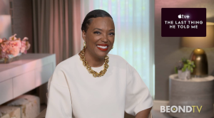 Aisha Tyler stars alongside Jennifer Garner in “The Last Thing He Told Me”