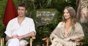 Freya Allan and Owen Teague “talk to the air” in the blockbuster film ‘Kingdom of the Planet of the Apes’