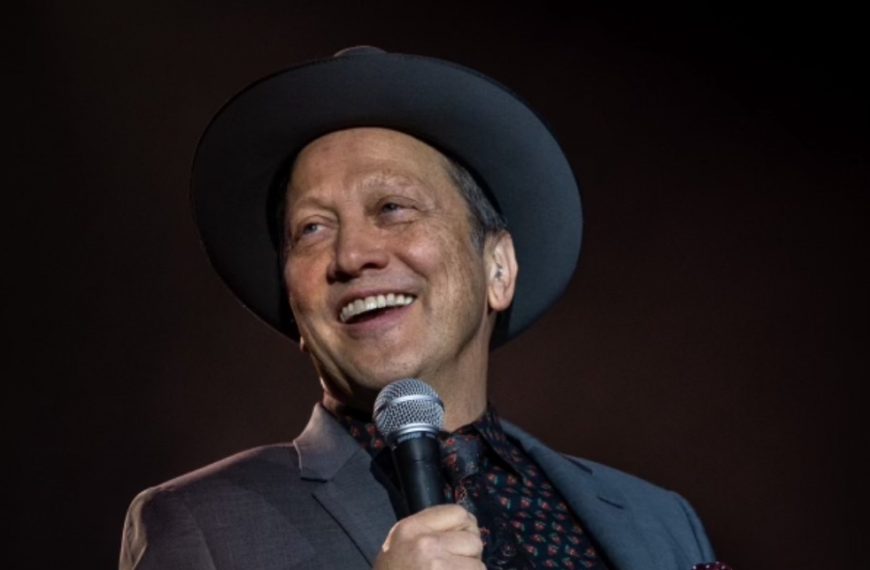 Comedian Rob Schneider Pulled From Stage During Fundraiser in Regina