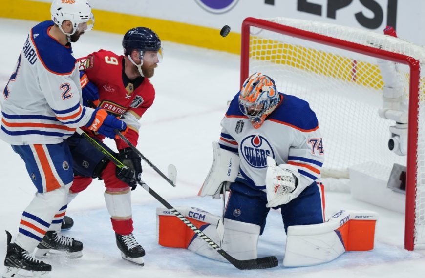 Survey: 58% of Canadians not following Stanley Cup final between Oilers and Panthers