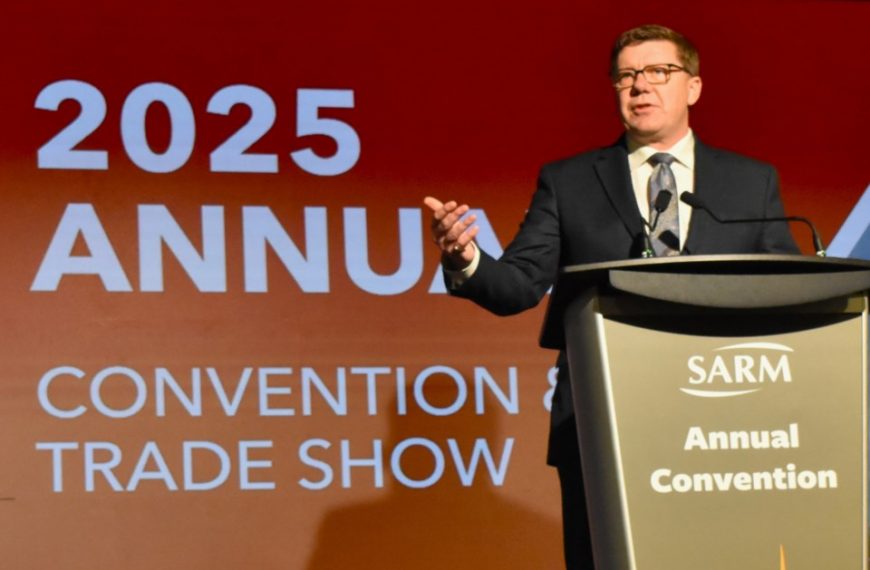 Moe calls for unity against escalating trade war