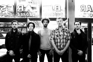 Chatting w/ Mikey Shoes From Queens of the Stone Age