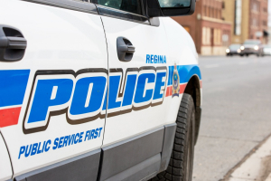 Regina police arrest trio after apparent weapon pulled during shoplifting confrontation