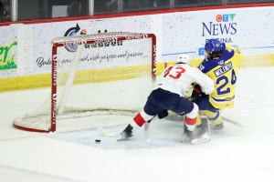 Pats battle back but lose in shootout to Blades