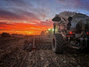 Linamar buys Bourgault Industries