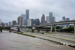 Beryl leaves hot misery in its wake as the still-dangerous storm churns over the US interior