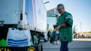 Rider Fans Come Up Big For Purolator “Tackle Hunger”