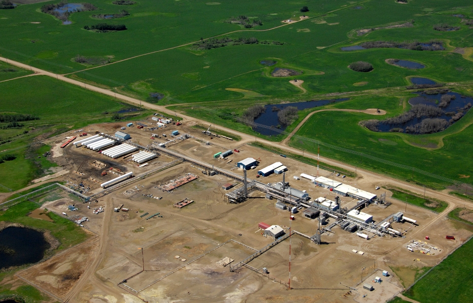 Waste flare gas from oil drilling sites to help power Saskatchewan’s electricity grid