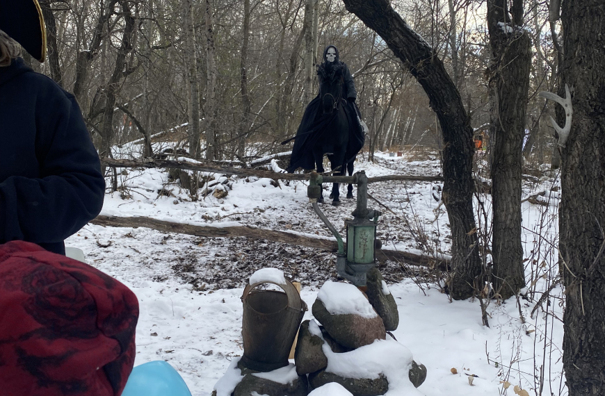 Tips for the Kids and Parents, Trick or Treating in the Snow!