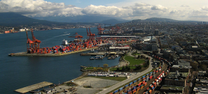 Pressure to settle B.C. port strike mounting