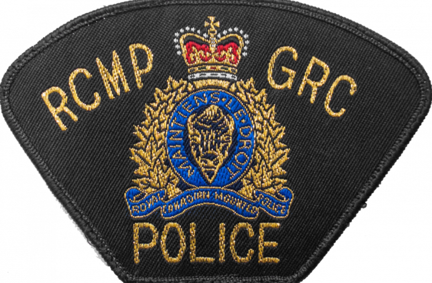 RCMP Badge. Image from Wiki Media