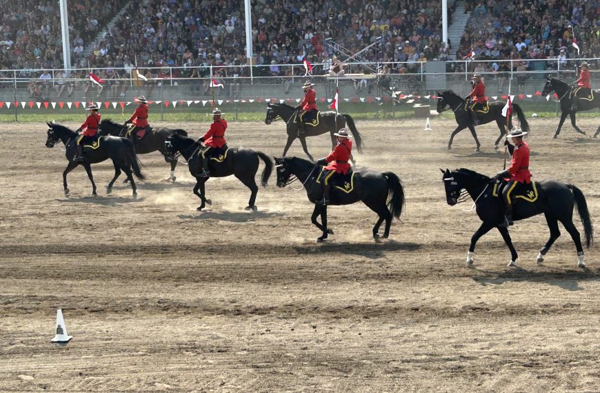 The RCMP Musical Ride – a fun first for Reader