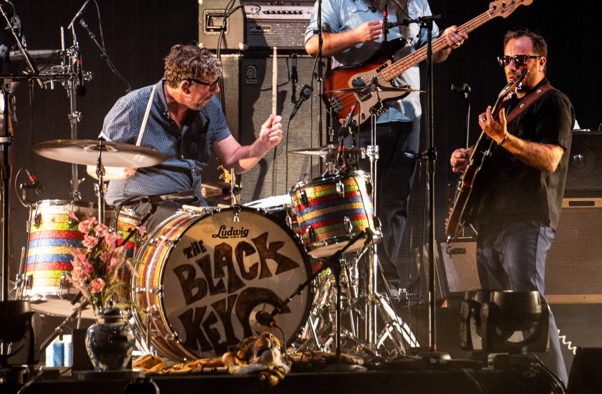 Chatting with Patrick Carney of The Black Keys!